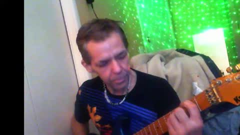 Snapshot of sophiestar12 chatting on December 25, 8:18 am Sophiestar online show from December 25, 8:18 am