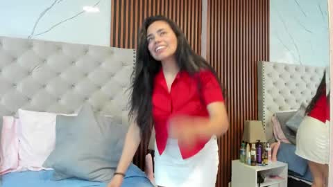 Snapshot of sophieweberr chatting on April 26, 11:52 am My name is Sofia online show from April 26, 11:52 am