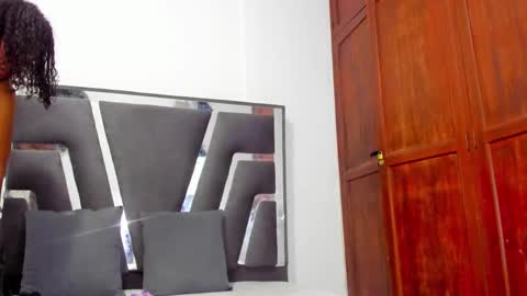 Shopiia88 online show from February 13, 11:50 am