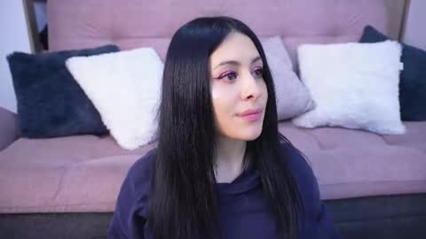 Sophiie online show from February 14, 5:04 am