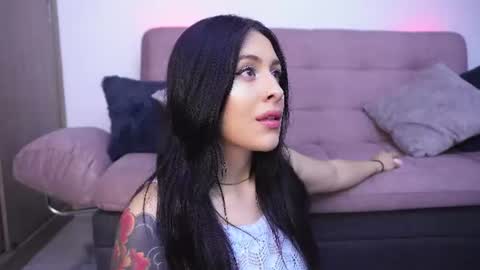 Snapshot of sophiiecums chatting on June 10, 2:23 am Sophiie online show from June 10, 2:23 am