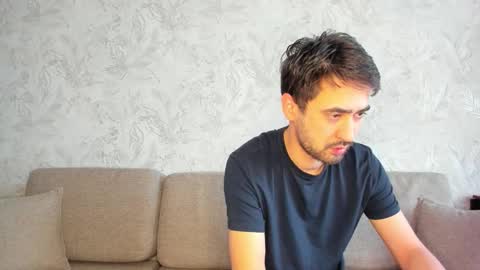 sophywhisper online show from January 14, 6:19 am