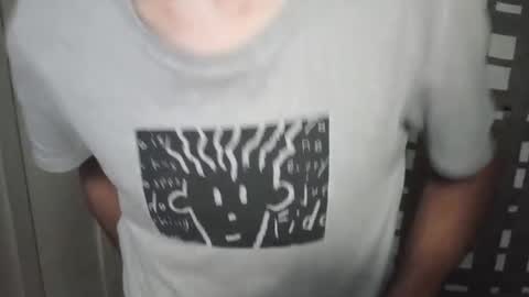 Snapshot of sordauq chatting on March 15, 12:38 am Siemaco online show from March 15, 12:38 am