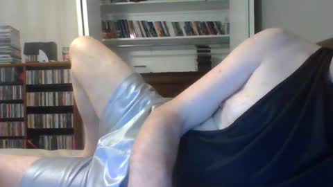 sosofaggot online show from July 26, 2:57 pm