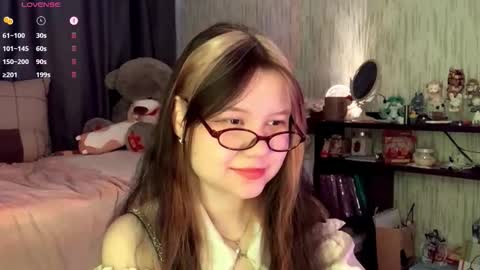 lily online show from January 10, 6:48 am