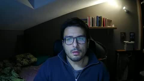 Snapshot of soulground77 chatting on October 24, 8:27 pm Lucag88 online show from October 24, 8:27 pm