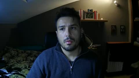 Snapshot of soulground77 chatting on October 31, 9:05 pm Lucag88 online show from October 31, 9:05 pm