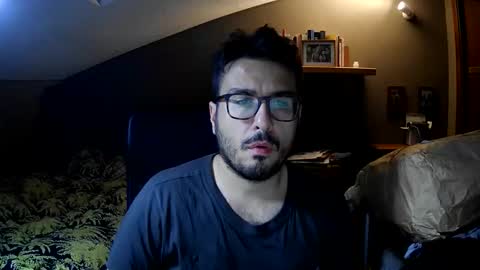 Snapshot of soulground77 chatting on November 7, 12:32 am Lucag88 online show from November 7, 12:32 am