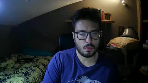 Snapshot of soulground77 chatting on November 9, 10:19 pm Lucag88 online show from November 9, 10:19 pm