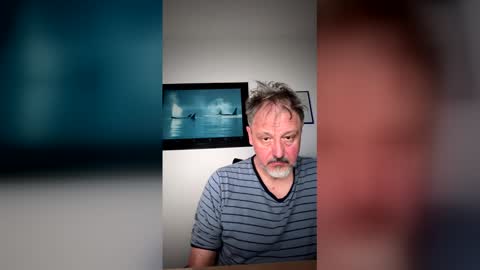 Snapshot of soundshark1974 chatting on May 5, 12:07 am Soundshark online show from May 5, 12:07 am