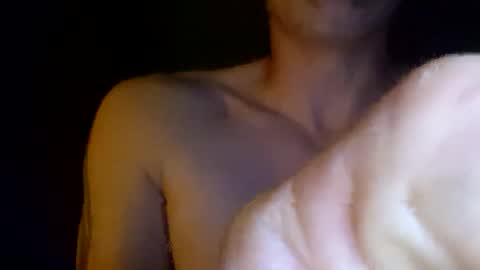 Snapshot of southboy2410 chatting on October 5, 4:22 am southboy2410 online show from October 5, 4:22 am