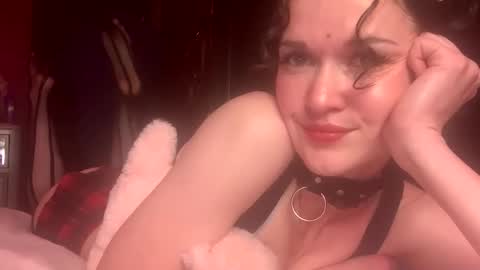 Honey Suckle online show from September 30, 3:33 am