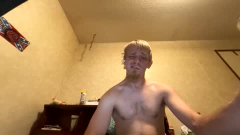 Snapshot of southerngay97 chatting on April 6, 12:19 am southerngay97 online show from April 6, 12:19 am