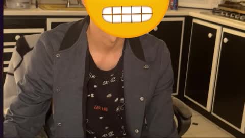 Snapshot of soxsik chatting on November 8, 4:51 pm soxsik online show from November 8, 4:51 pm