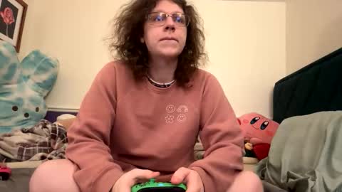 Snapshot of soyboy201 chatting on November 11, 3:28 am Soyboy20 online show from November 11, 3:28 am