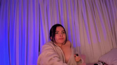 Snapshot of soyccherry chatting on February 18, 7:10 am OFccherryvip online show from February 18, 7:10 am