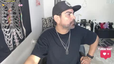 El Carlitos online show from May 23, 4:55 pm