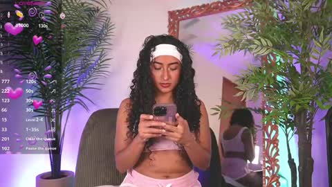 Juliana online show from April 11, 4:06 am