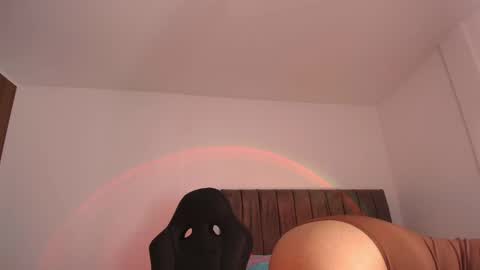   online show from May 7, 1:11 am