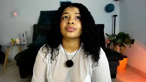 Snapshot of soynerea chatting on June 29, 2:40 am online show from June 29, 2:40 am
