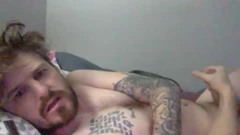 Snapshot of sp0ngie chatting on March 11, 2:29 pm sp0ngie online show from March 11, 2:29 pm