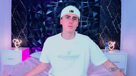 Snapshot of spaceboy_1 chatting on February 16, 9:11 pm spaceboy_1 online show from February 16, 9:11 pm