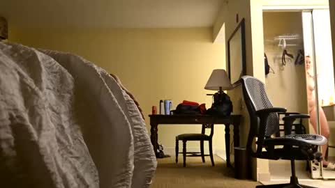 Snapshot of spacecase843 chatting on January 23, 11:26 pm TrndSettrz online show from January 23, 11:26 pm