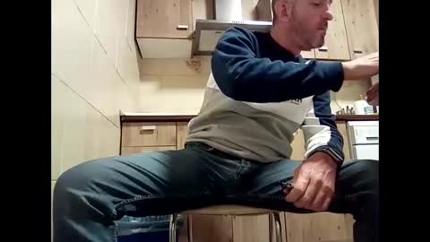 Manu  online show from September 16, 4:35 am