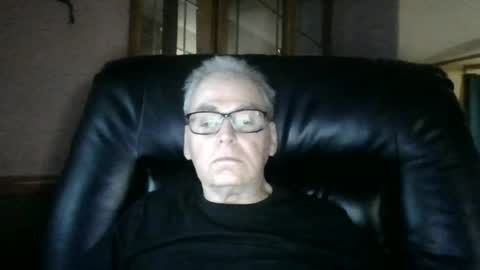 Snapshot of spanky7676 chatting on June 28, 11:33 pm spanky7676 online show from June 28, 11:33 pm