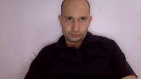 Snapshot of sparei7 chatting on December 3, 1:21 pm Snaiky online show from December 3, 1:21 pm