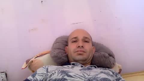 Snapshot of sparei7 chatting on January 1, 7:52 am Snaiky online show from January 1, 7:52 am