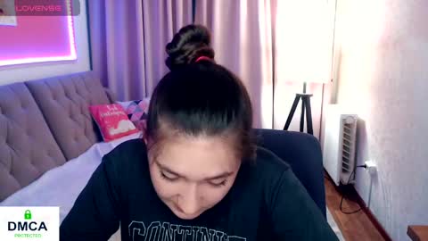 Ilona online show from April 14, 5:08 pm