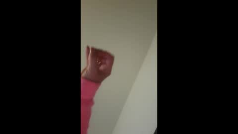 Snapshot of spazzzyluv chatting on March 3, 10:32 am spazzzyluv online show from March 3, 10:32 am