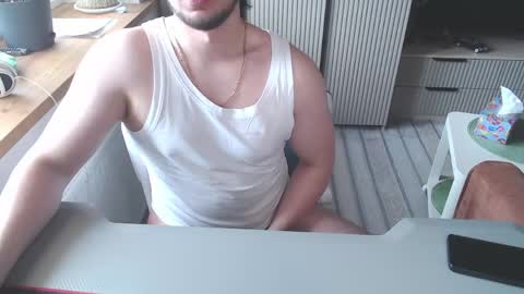 Snapshot of spb78 chatting on May 1, 5:56 am Art online show from May 1, 5:56 am