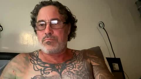 specter1972 online show from November 9, 1:37 am