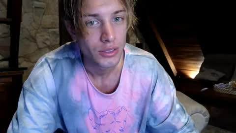 Sasha --  online show from April 17, 8:45 pm