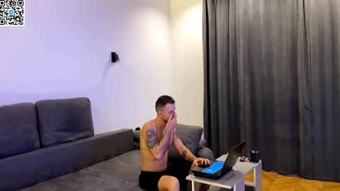 Alex online show from November 12, 9:03 pm