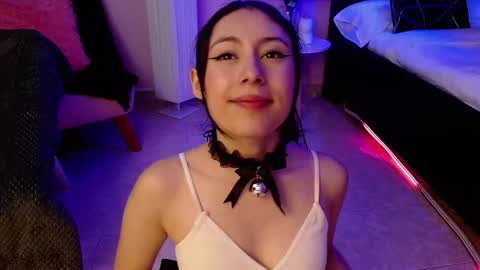 scarlett online show from February 6, 1:25 pm