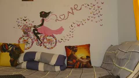 Snapshot of spicy_angels chatting on January 12, 5:56 am Quinter Cheeky online show from January 12, 5:56 am