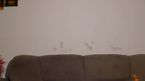 Snapshot of spicy_angels chatting on June 25, 6:01 pm Quinter Cheeky online show from June 25, 6:01 pm