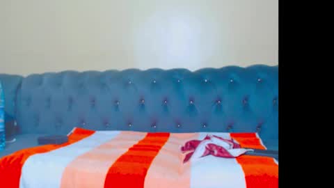 Snapshot of spicy_baby1 chatting on December 4, 3:05 am spicy_baby1 online show from December 4, 3:05 am