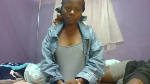 Snapshot of spicyit2 chatting on October 27, 1:31 am Ebony Spicy online show from October 27, 1:31 am