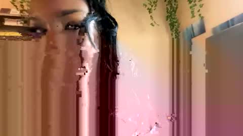 Snapshot of spicymaa chatting on September 15, 9:26 pm Royalty online show from September 15, 9:26 pm