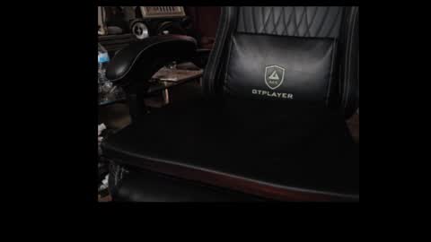 bri and mags fun room online show from February 28, 5:03 pm