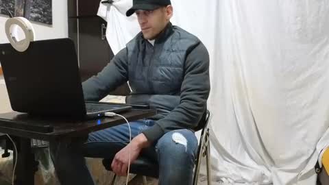 Marco. When Im offline you can view premium content in bio online show from January 30, 4:24 pm