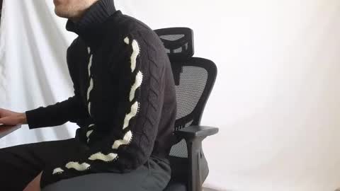 Marco. When Im offline you can view premium content in bio online show from February 5, 12:10 pm