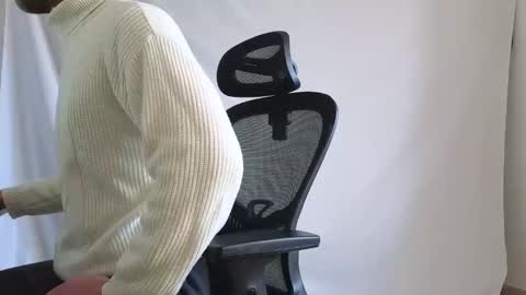 Marco. When Im offline you can view premium content in bio online show from March 28, 9:42 am