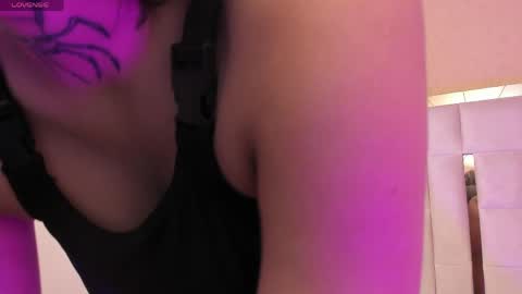 Spider online show from May 26, 12:01 pm