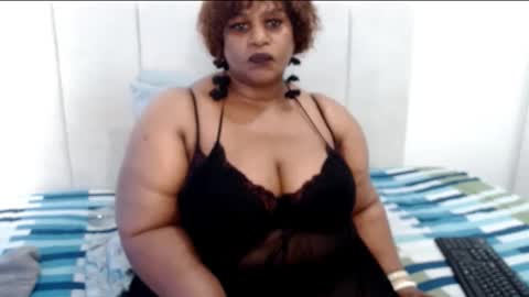 Snapshot of splendidtalitha chatting on February 17, 12:56 pm SplendidTalitha online show from February 17, 12:56 pm