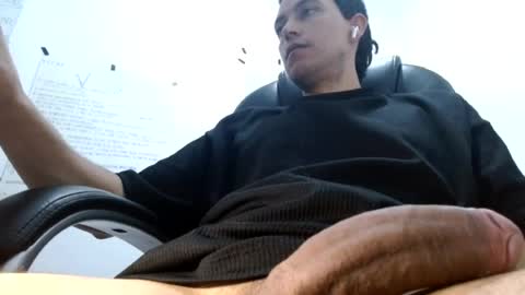Snapshot of spodianolski chatting on July 16, 12:16 am spodianolski online show from July 16, 12:16 am